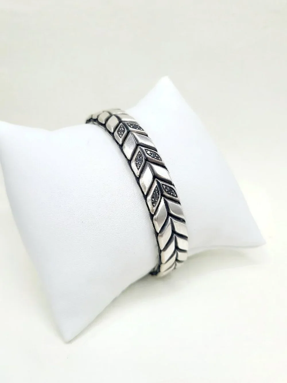 David Yurman Chevron Bracelet in Sterling Silver w/ Pavé Black Diamonds - Medium